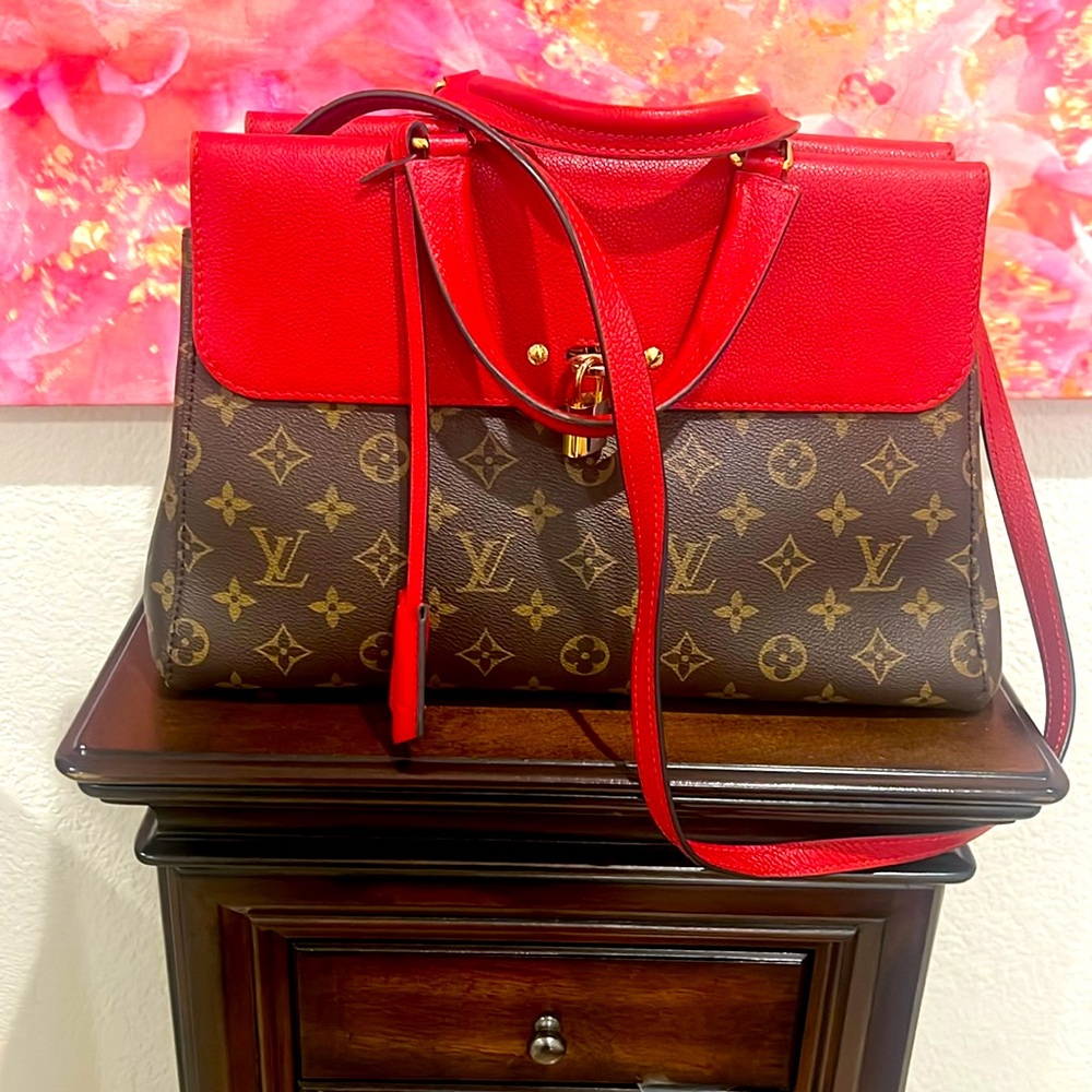 Louis Vuitton Venus bag